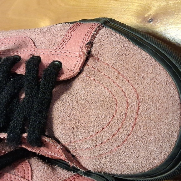 Vans Vintage Pink Suede High Tops Size 9.5 Women's - Picture 4 of 14